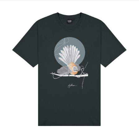 Pīwakawaka Men's T-Shirt - New Zealand Bird Art